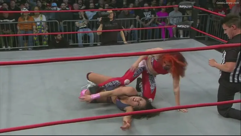 Mickie James photo 2 of 1064