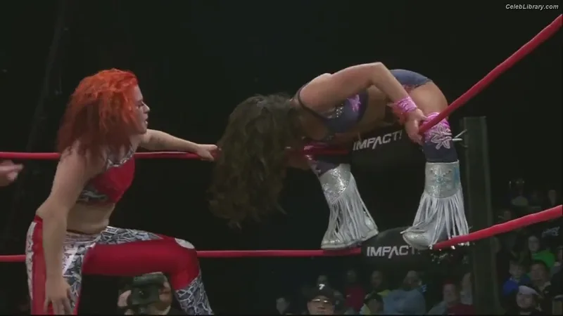 Mickie James photo 2 of 1064