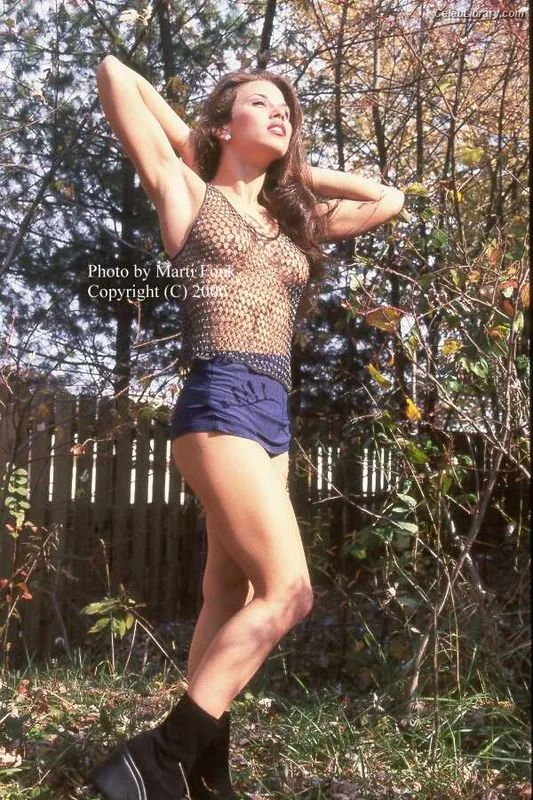 Mickie James photo 10 of 1064