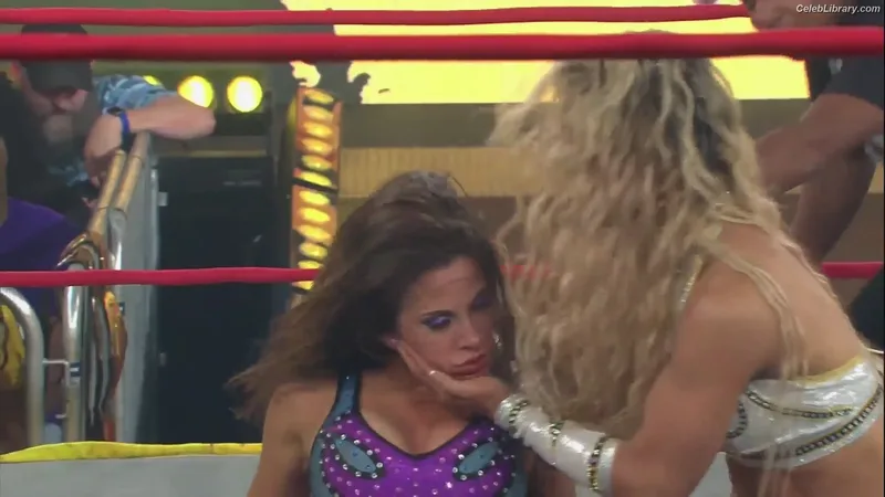 Mickie James photo 15 of 1064