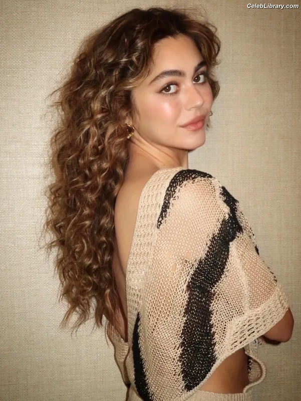 Mika Abdalla photo 21 of 153