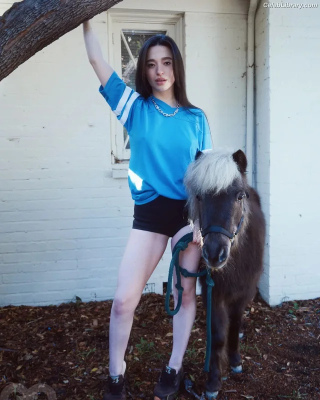 Mikey Madison photo 19 of 1394