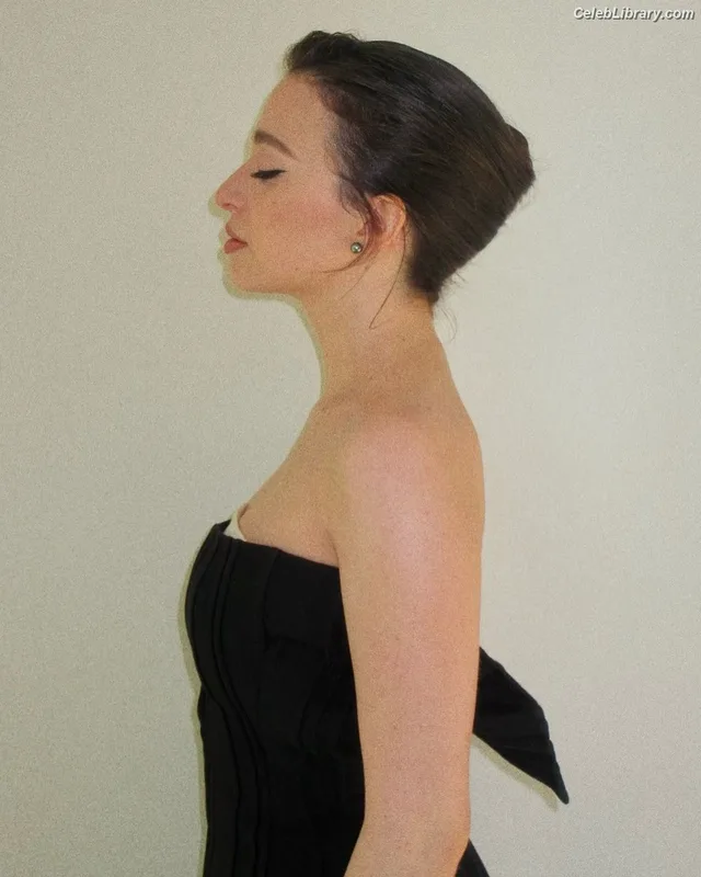 Mikey Madison photo 24 of 1394