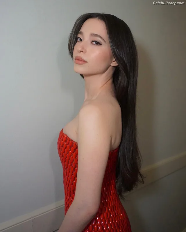 Mikey Madison photo 12 of 1394
