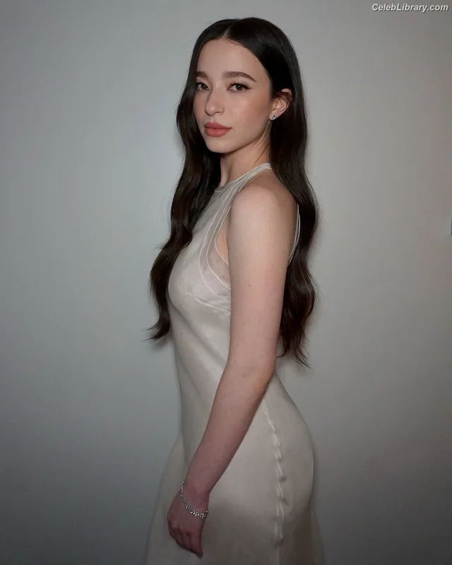 Mikey Madison photo 9 of 1394