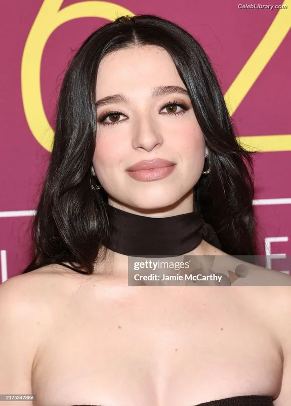 Mikey Madison photo 9 of 1394