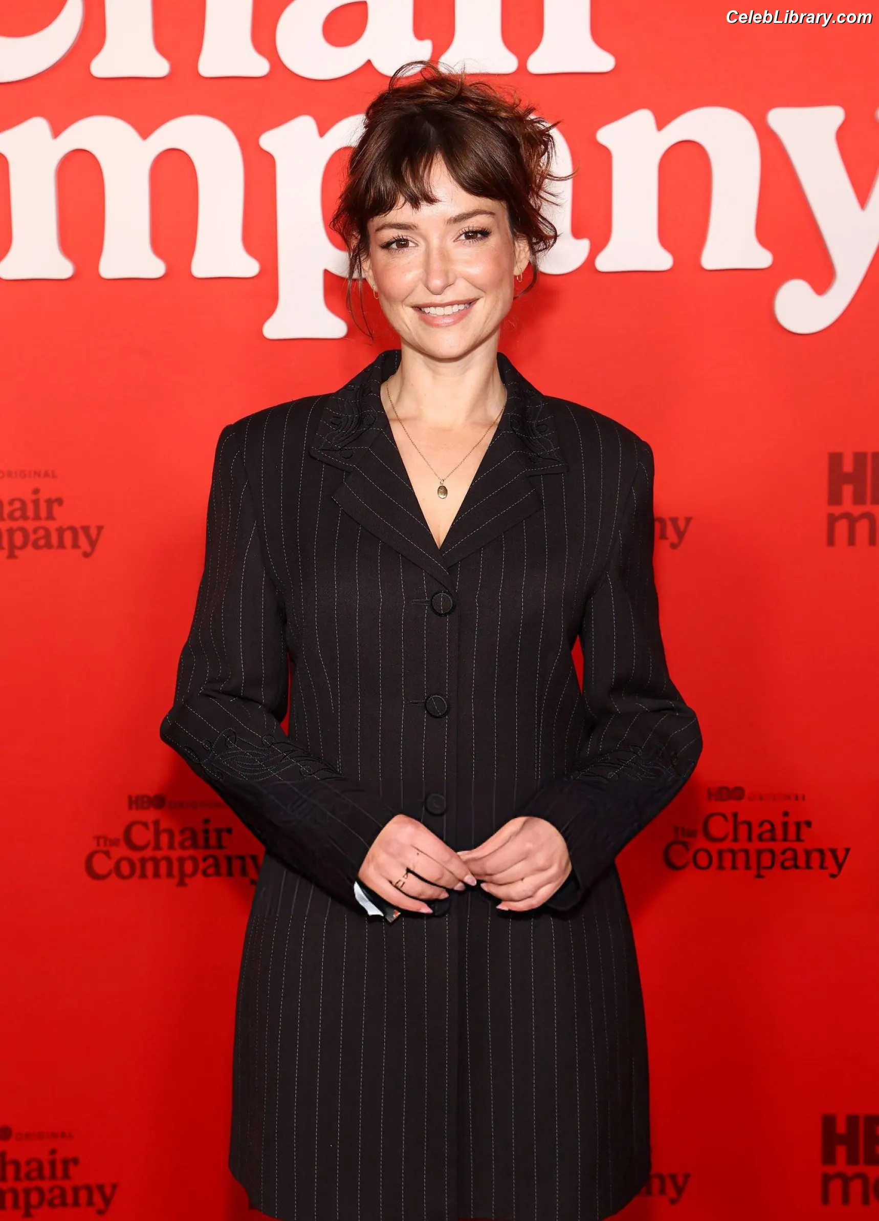Milana Vayntrub photo 4 of 923