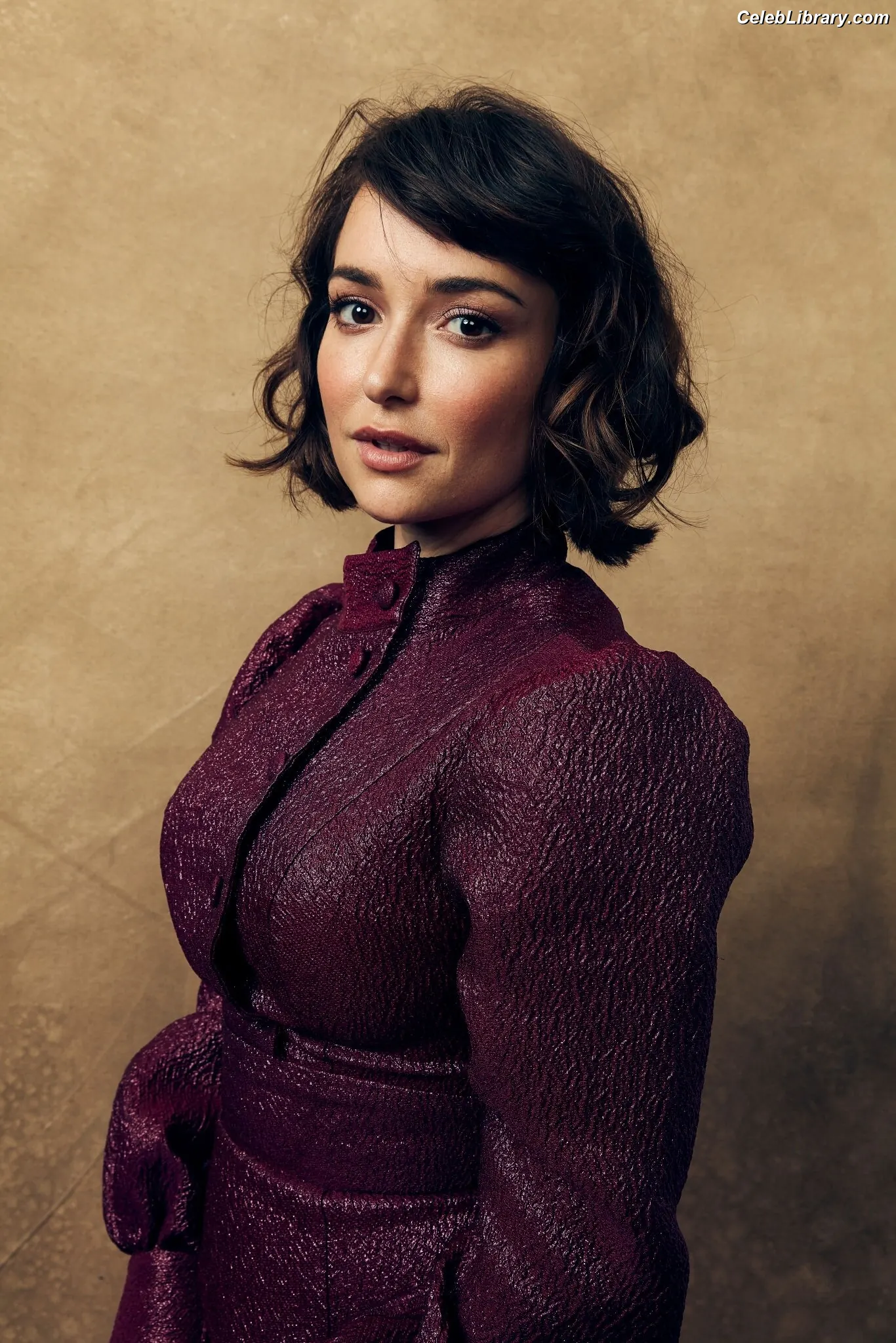 Milana Vayntrub photo 21 of 923