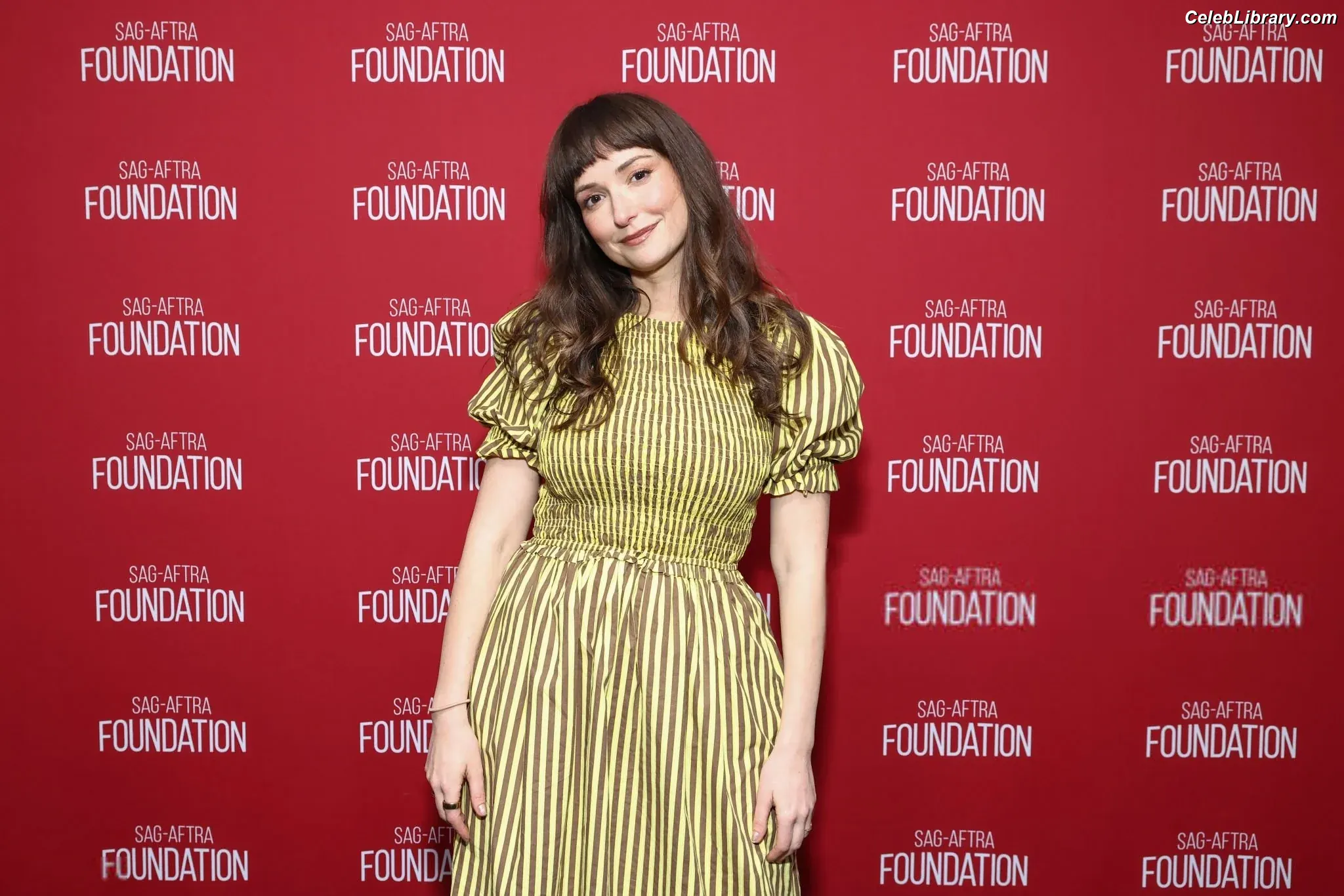 Milana Vayntrub photo 8 of 923