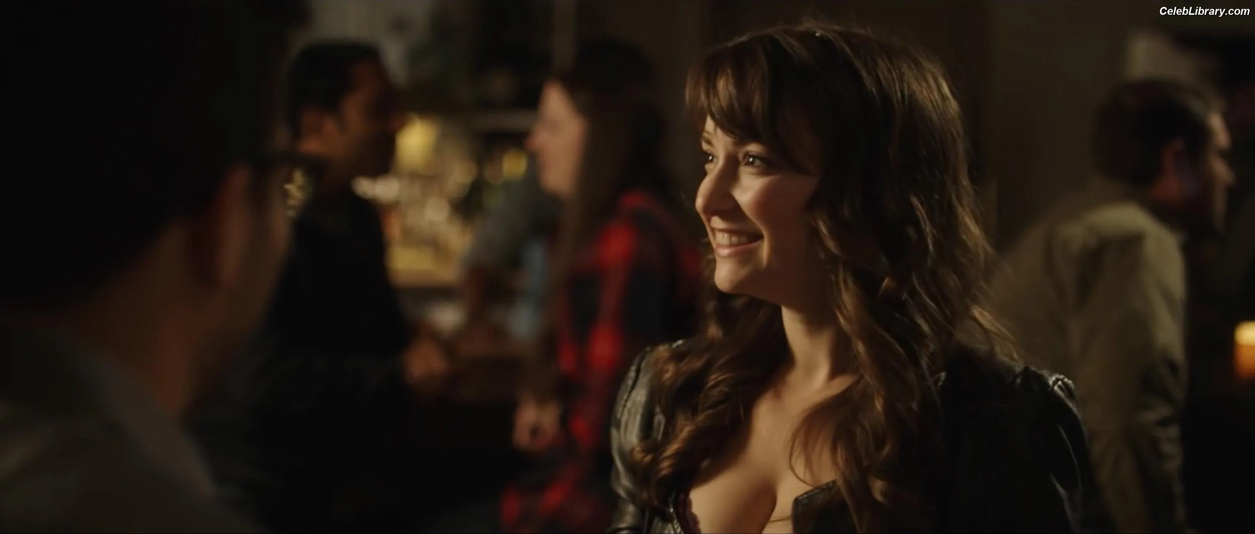 Milana Vayntrub photo 16 of 923