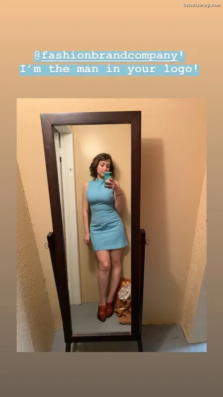 Milana Vayntrub photo 18 of 894