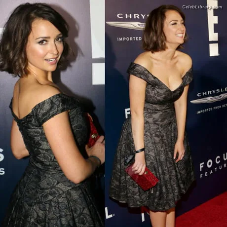Milana Vayntrub photo 18 of 894