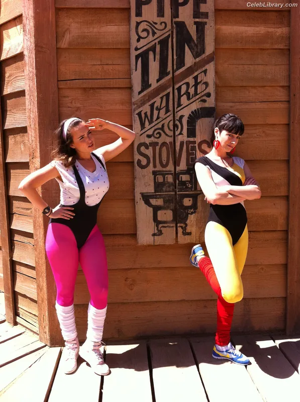 Milana Vayntrub photo 14 of 894