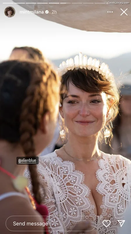 Milana Vayntrub photo 23 of 894