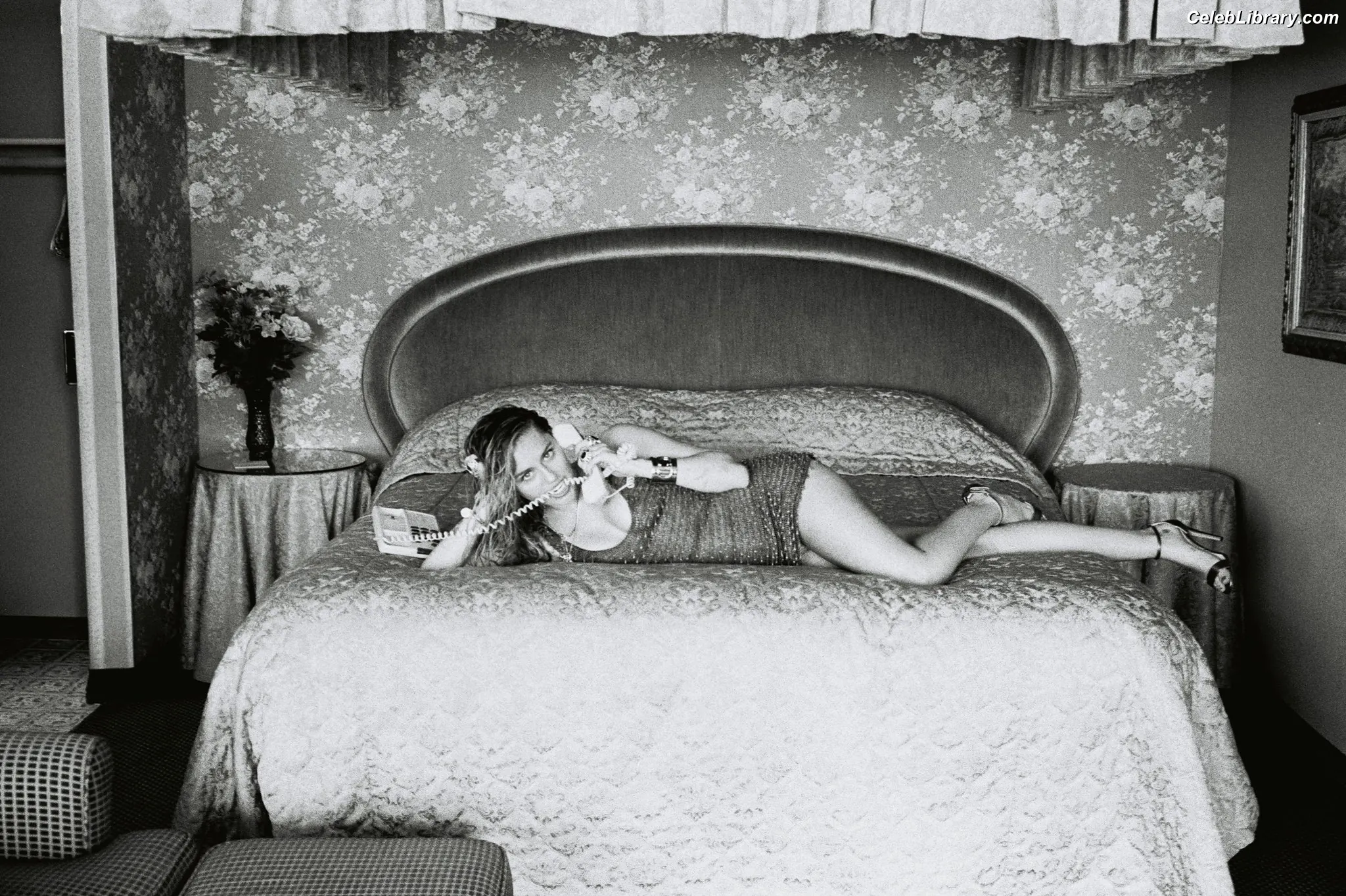 Miley Cyrus photo 6 of 2367