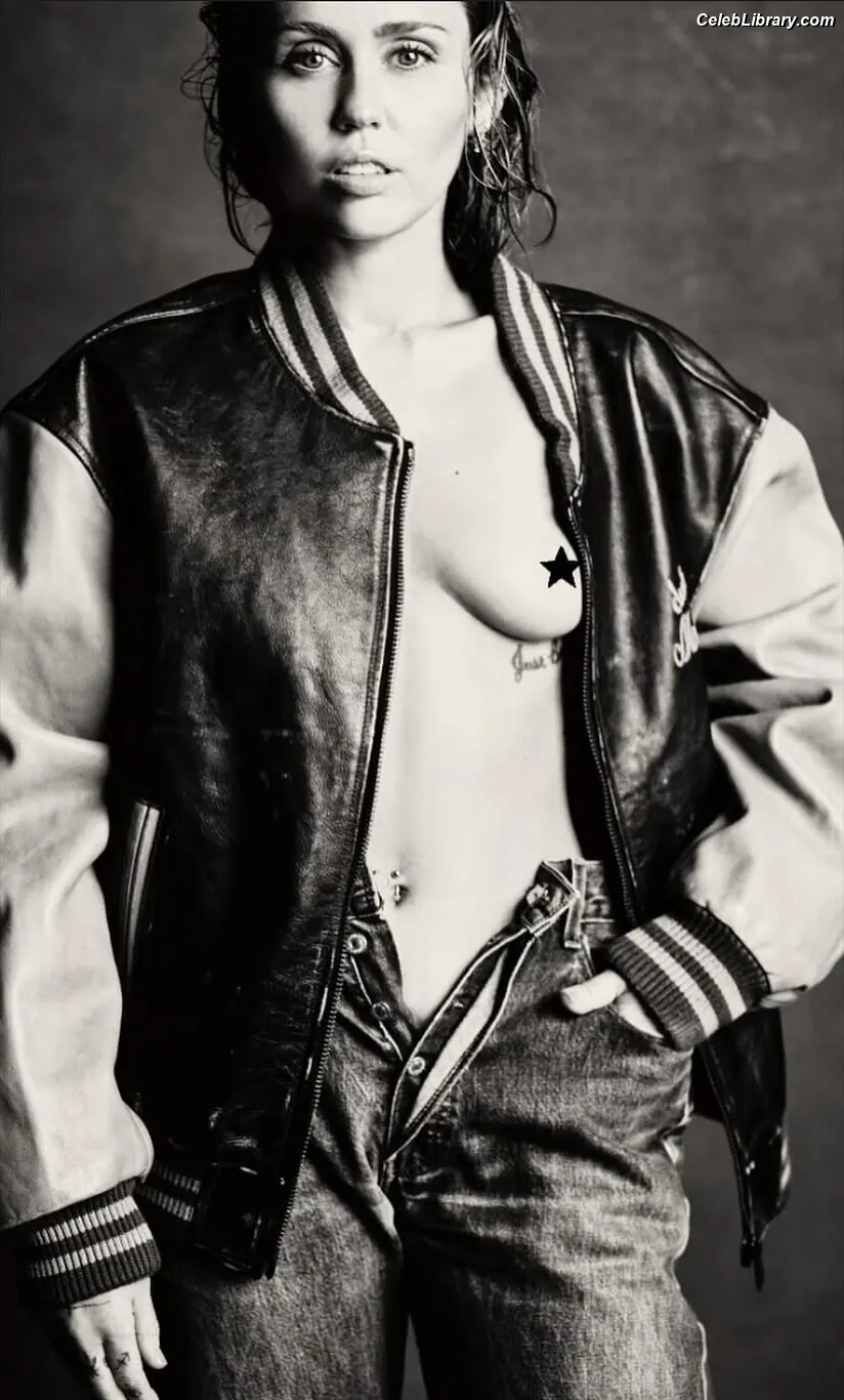 Miley Cyrus photo 3 of 2367