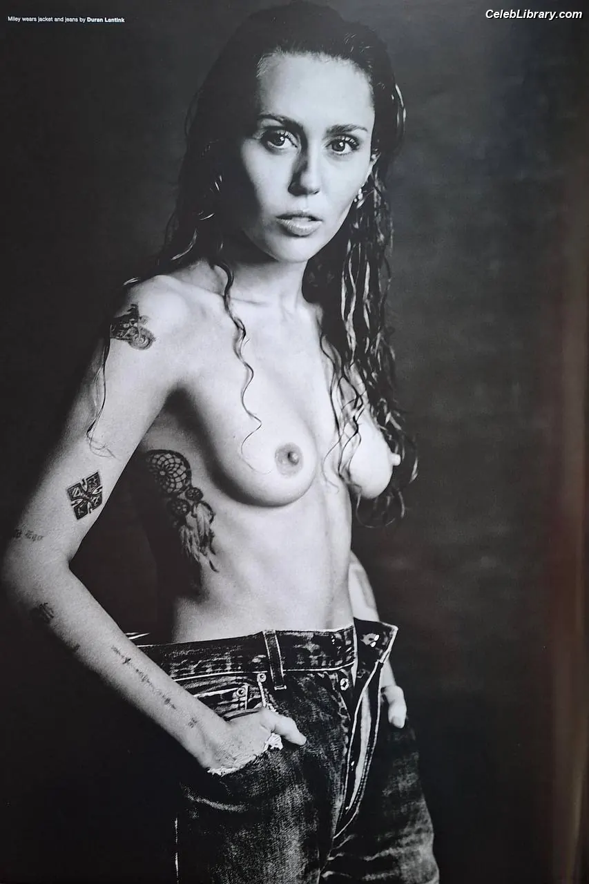 Miley Cyrus photo 8 of 2367