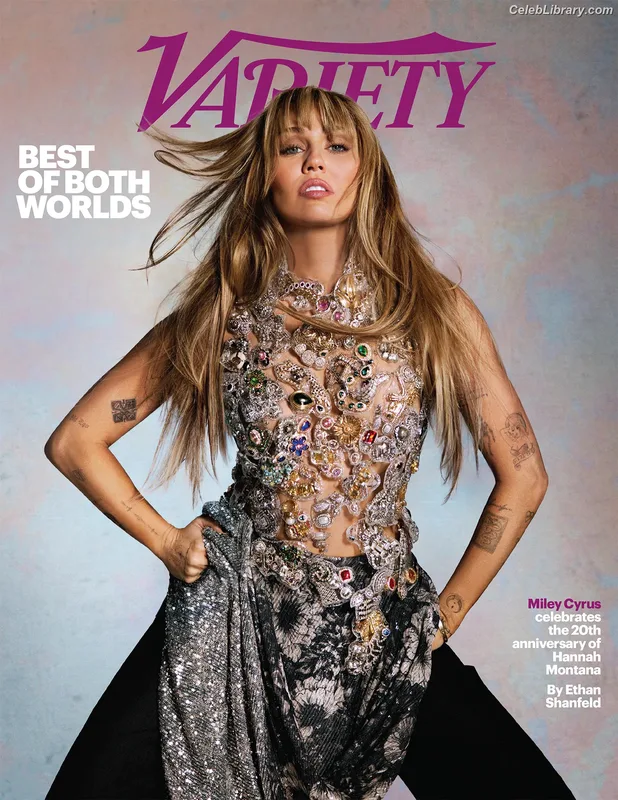 Miley Cyrus photo 12 of 2351
