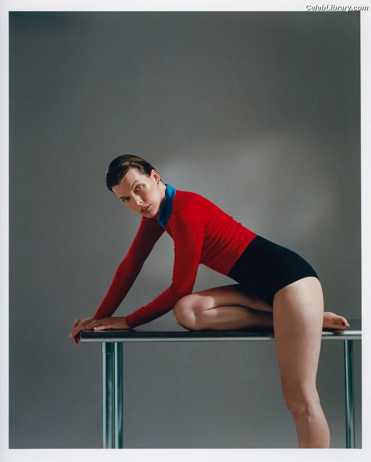 Milla Jovovich photo 3 of 86