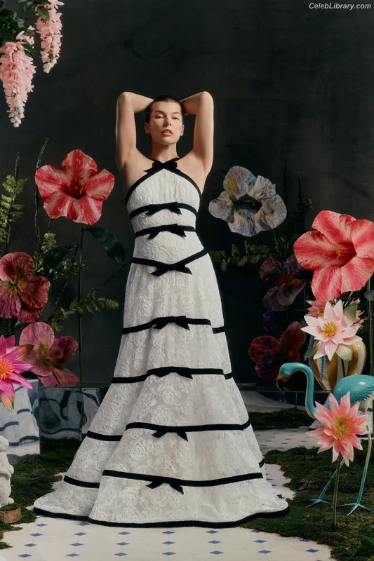 Milla Jovovich photo 22 of 85