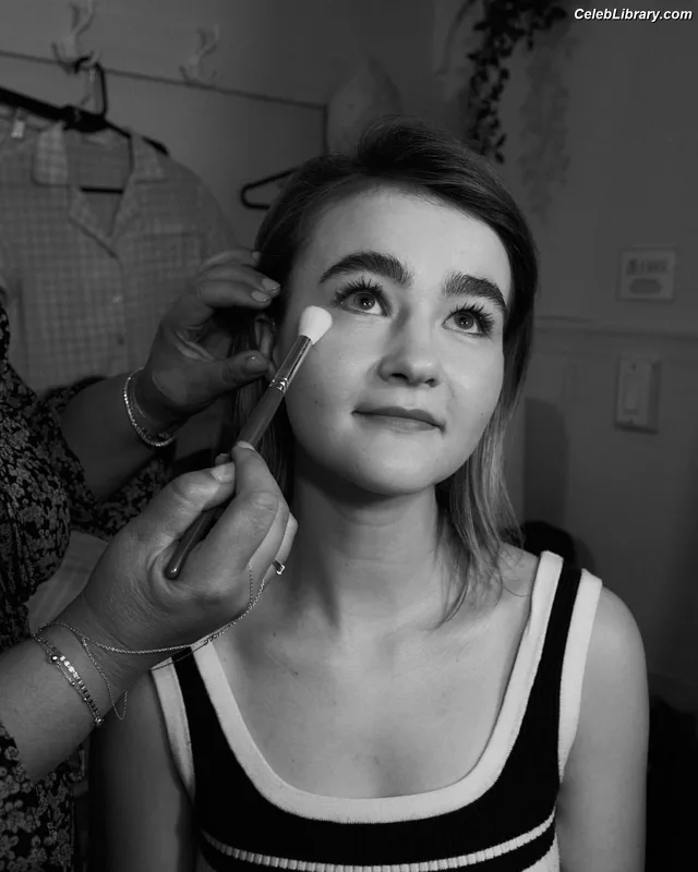 Millicent Simmonds photo 17 of 33