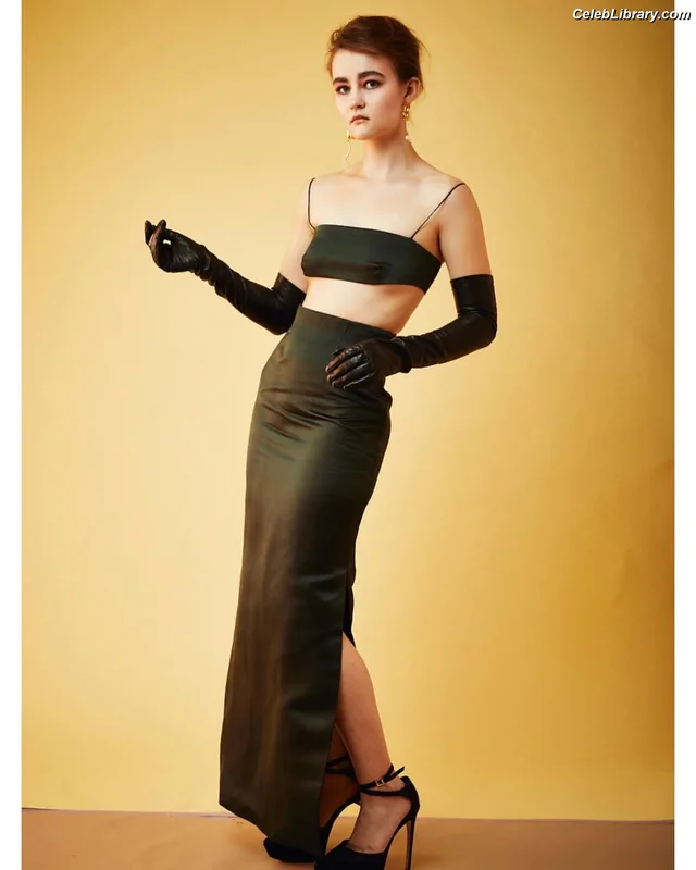 Millicent Simmonds photo 18 of 33