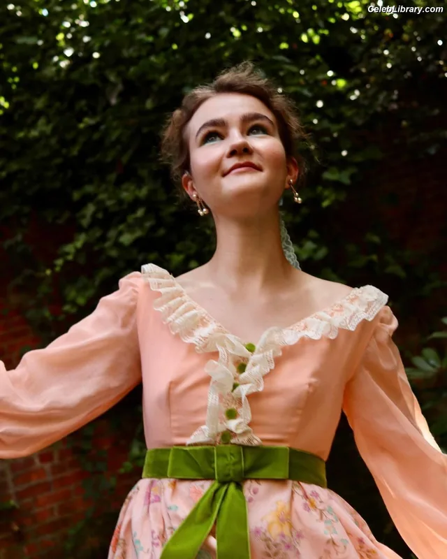 Millicent Simmonds photo 5 of 33