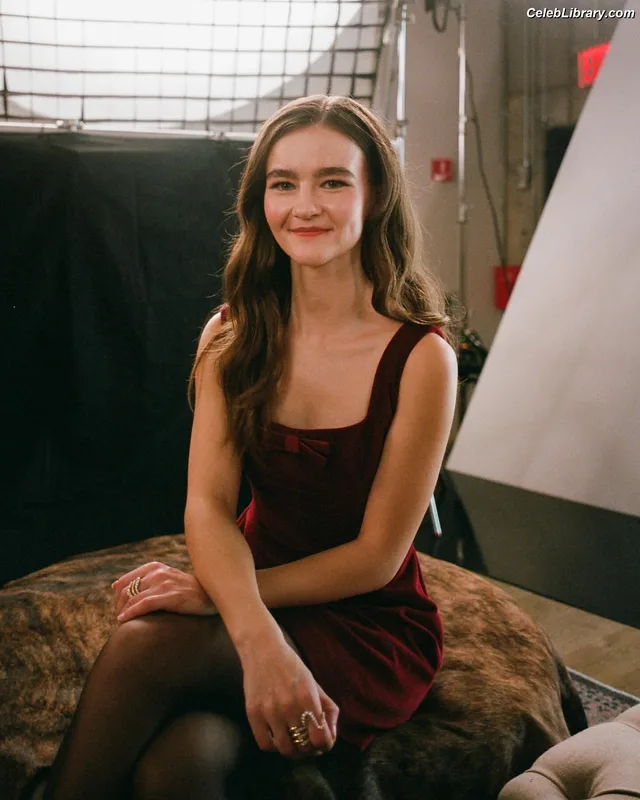 Millicent Simmonds photo 13 of 33