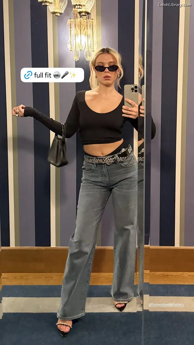 Millie Bobby Brown photo 20 of 4181