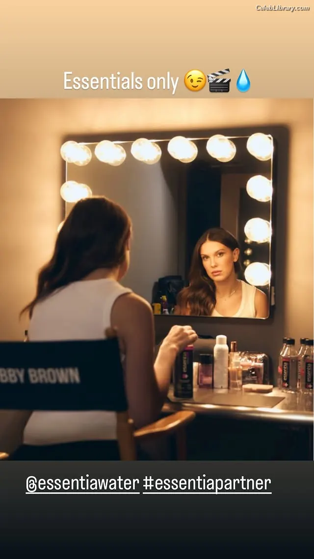 Millie Bobby Brown photo 20 of 4181