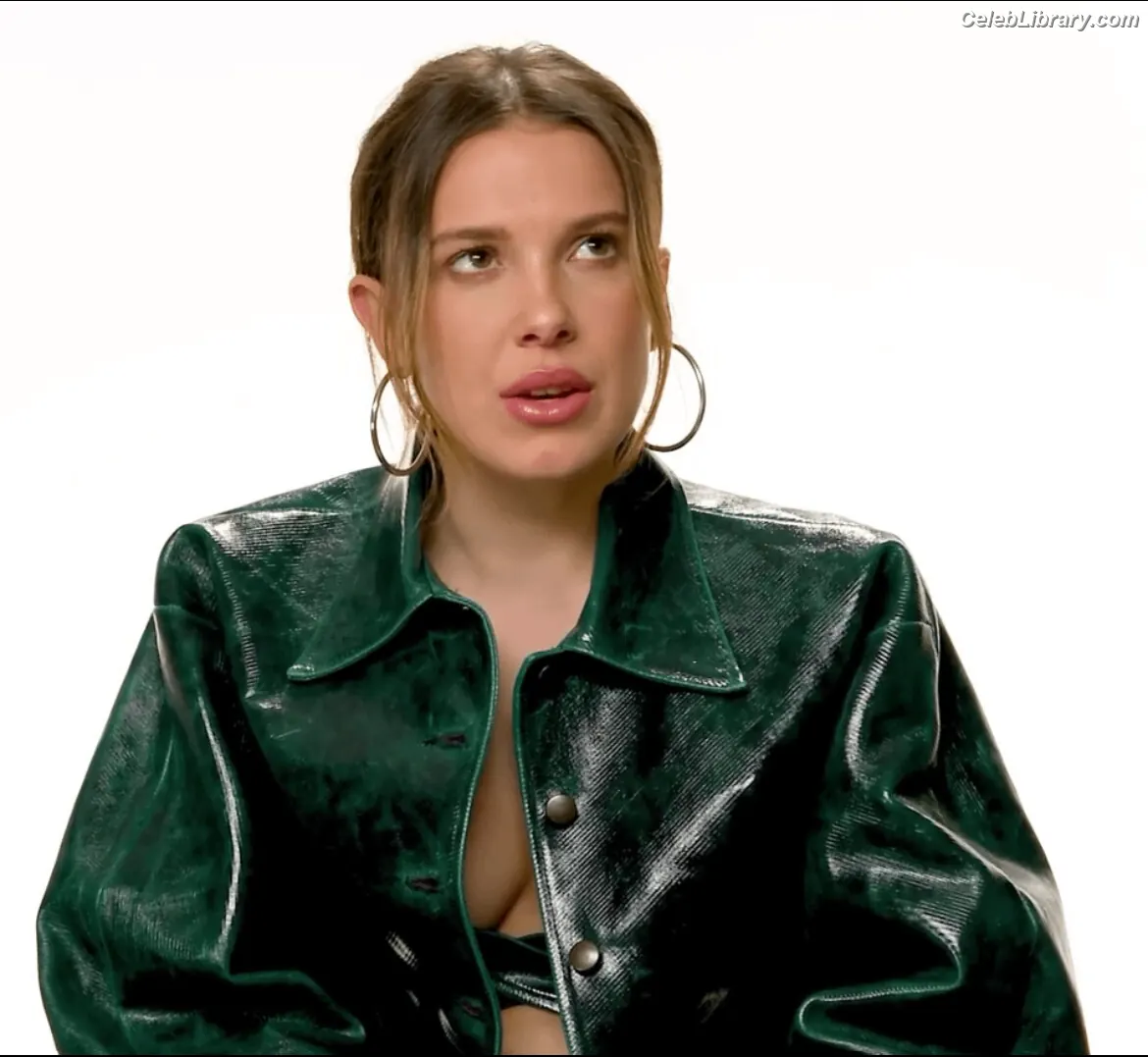 Millie Bobby Brown photo 3 of 4181
