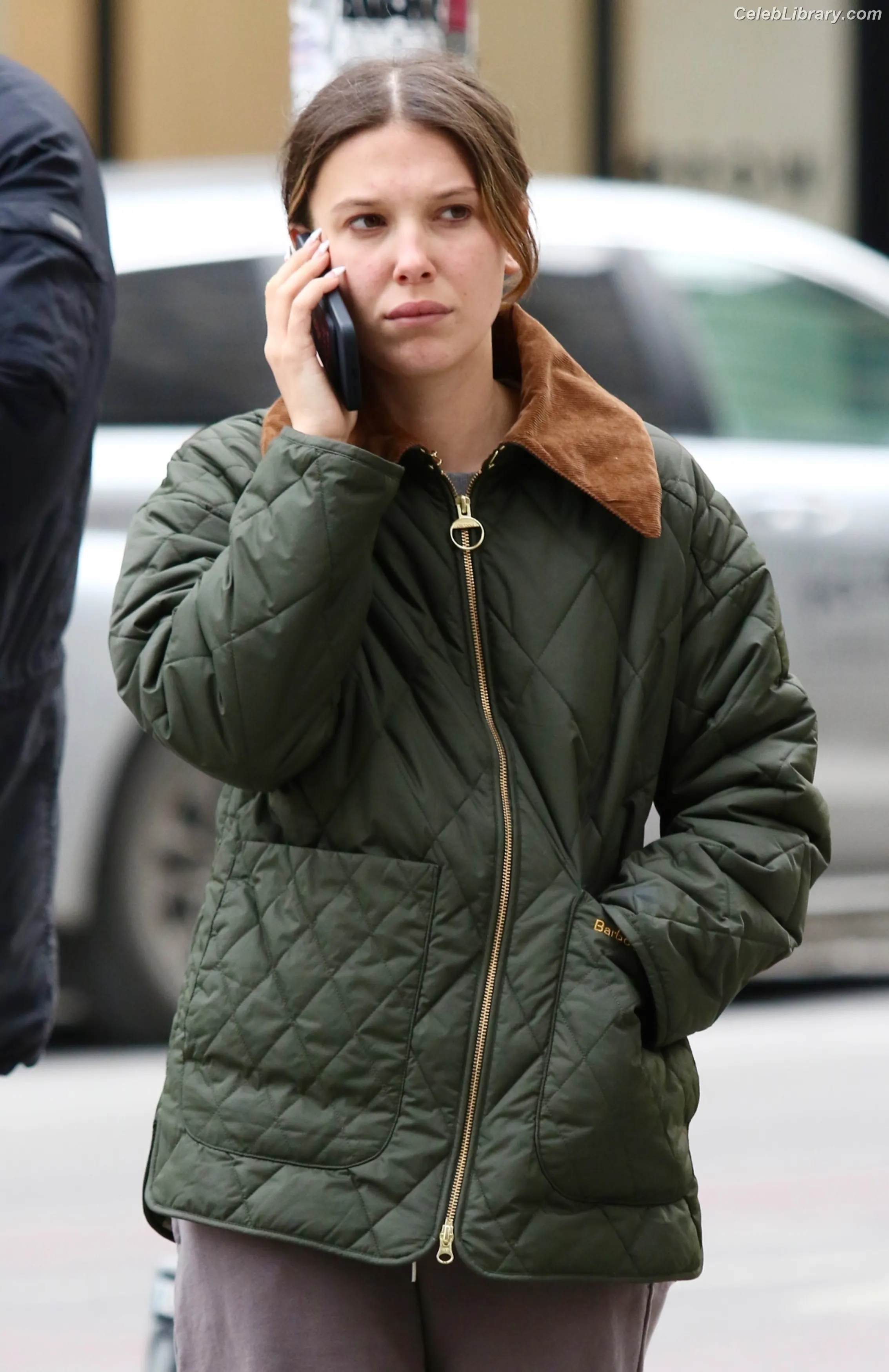 Millie Bobby Brown photo 16 of 4181