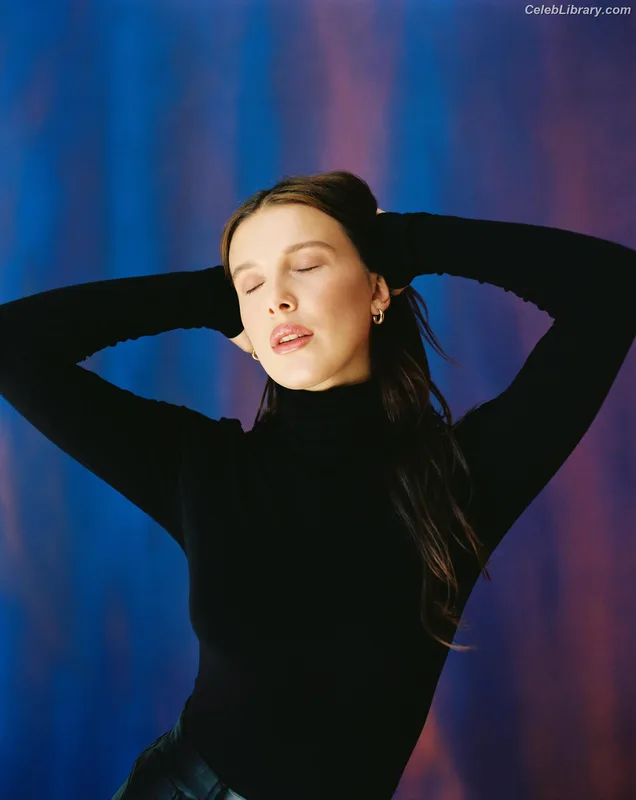 Millie Bobby Brown photo 9 of 4182