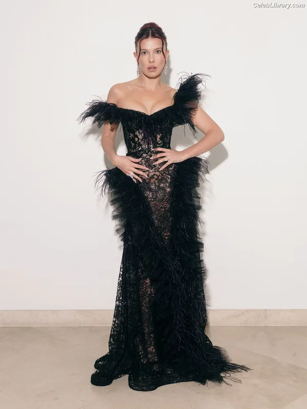 Millie Bobby Brown photo 12 of 4182