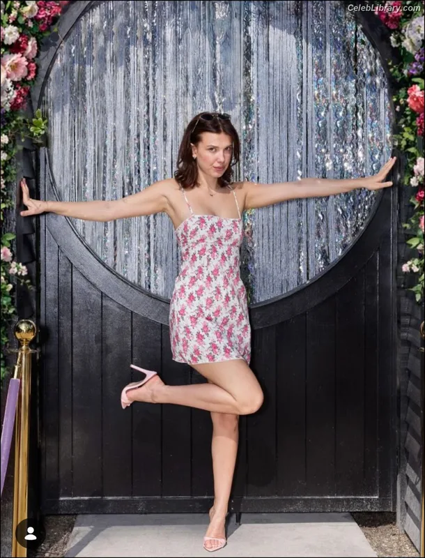 Millie Bobby Brown photo 23 of 4182