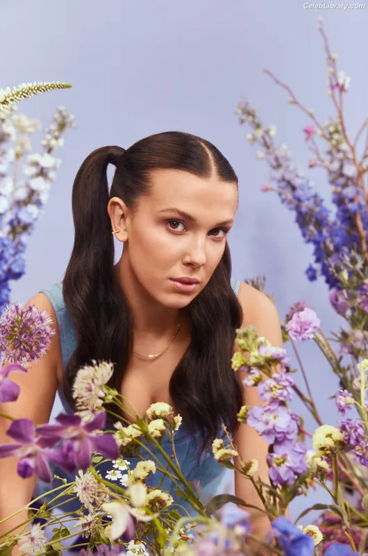 Millie Bobby Brown photo 5 of 4182
