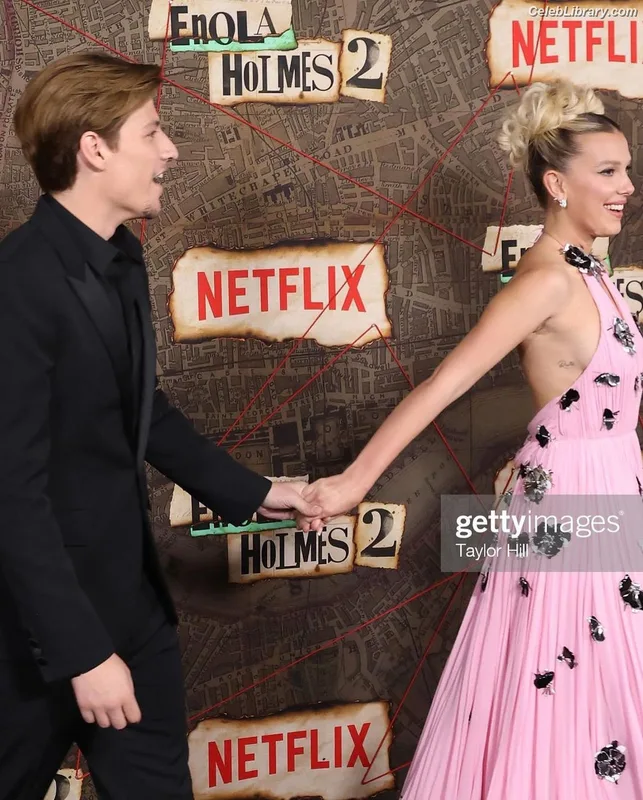 Millie Bobby Brown photo 12 of 4182