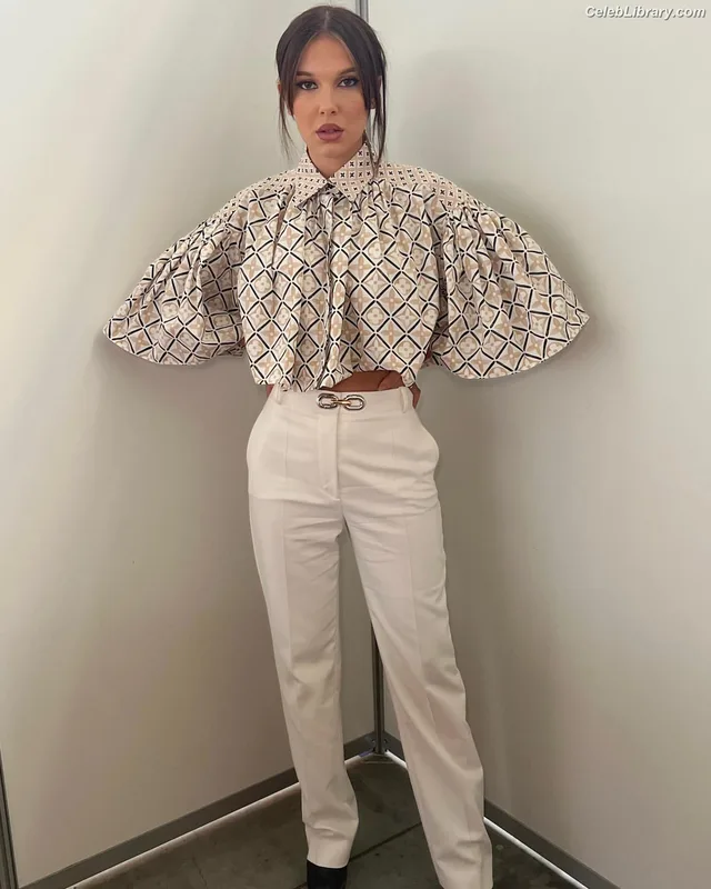 Millie Bobby Brown photo 24 of 4182