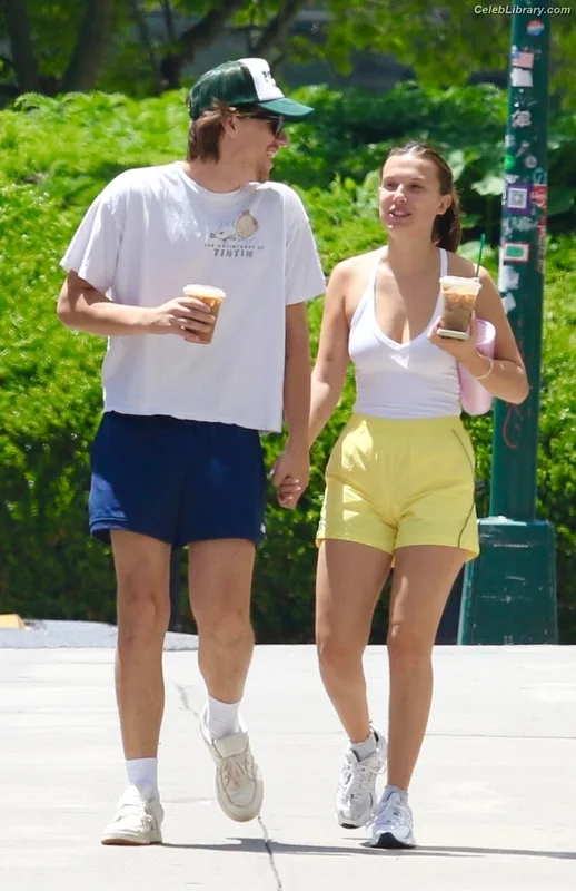 Millie Bobby Brown photo 21 of 4182