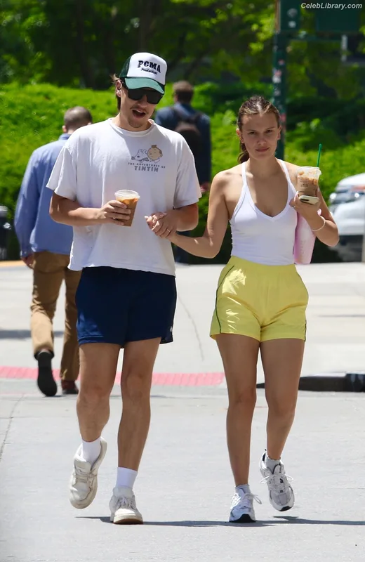 Millie Bobby Brown photo 23 of 4182