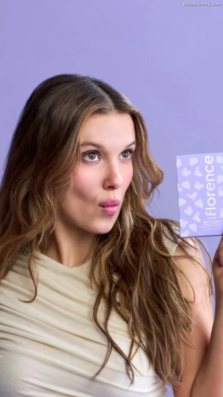 Millie Bobby Brown photo 1 of 4182
