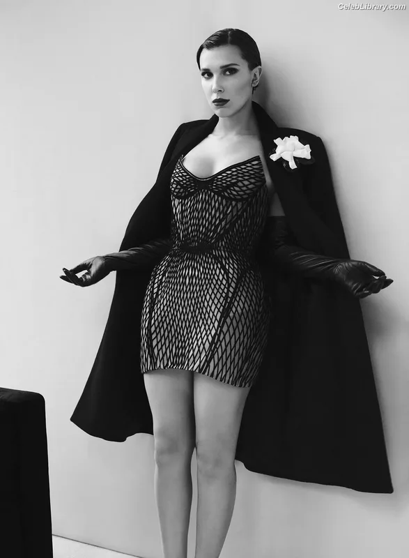 Millie Bobby Brown photo 12 of 4182
