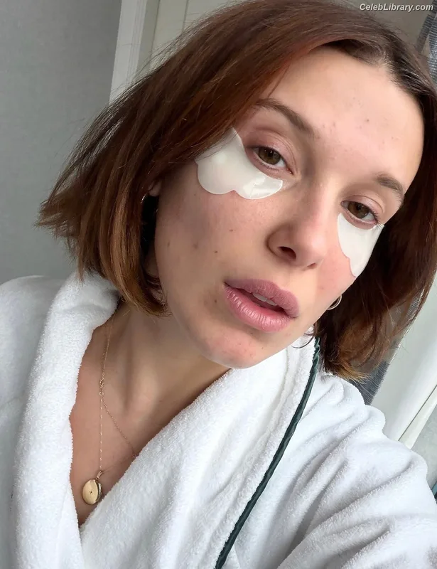 Millie Bobby Brown photo 8 of 4182