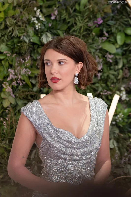 Millie Bobby Brown photo 14 of 4182