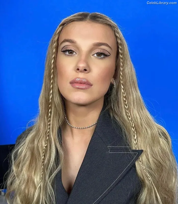 Millie Bobby Brown photo 19 of 4182