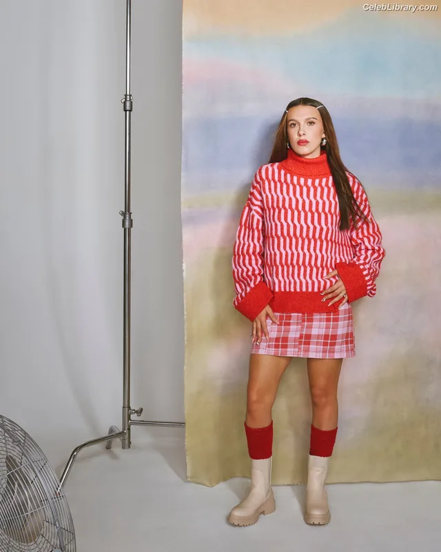 Millie Bobby Brown photo 9 of 4182