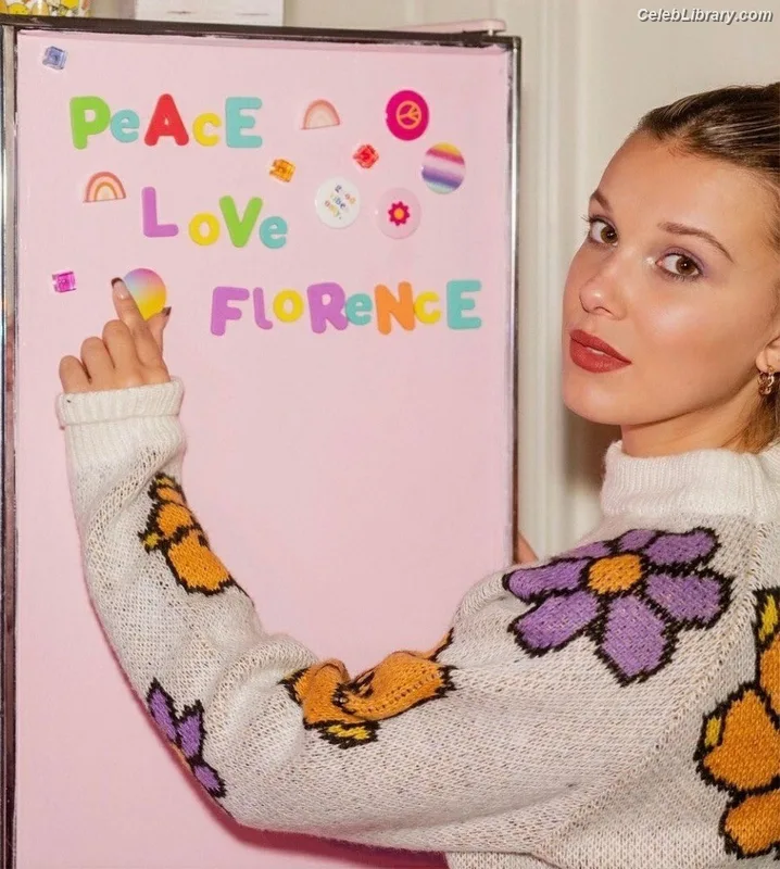 Millie Bobby Brown photo 22 of 4182