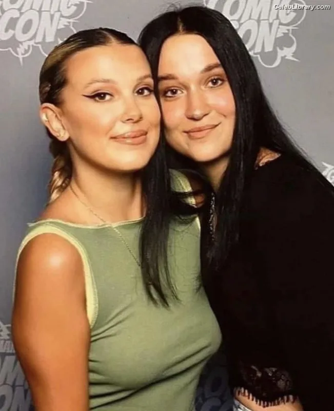 Millie Bobby Brown photo 21 of 4182