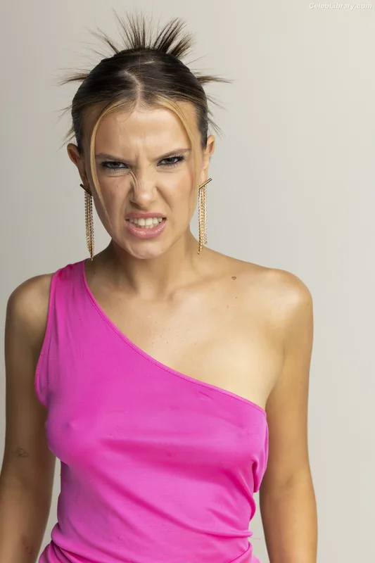 Millie Bobby Brown photo 8 of 4182
