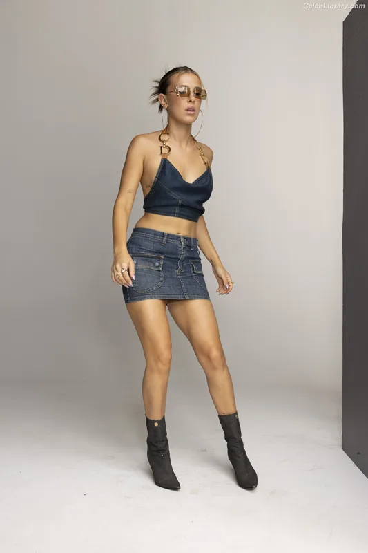 Millie Bobby Brown photo 5 of 4182